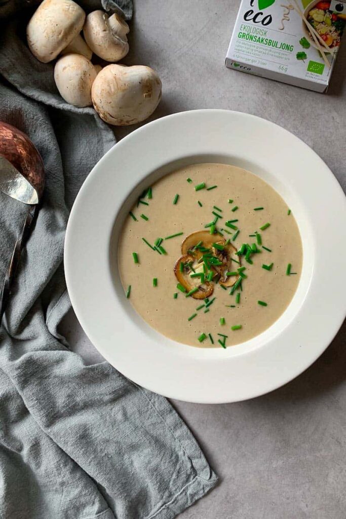 Creamy Mushroom Soup with Chives
